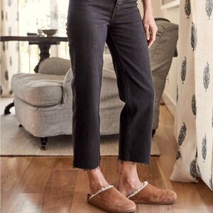 NEW/NEVER WORN FRANK & EILEEN BLACK DENIM JEANS UNFINISHED HEM